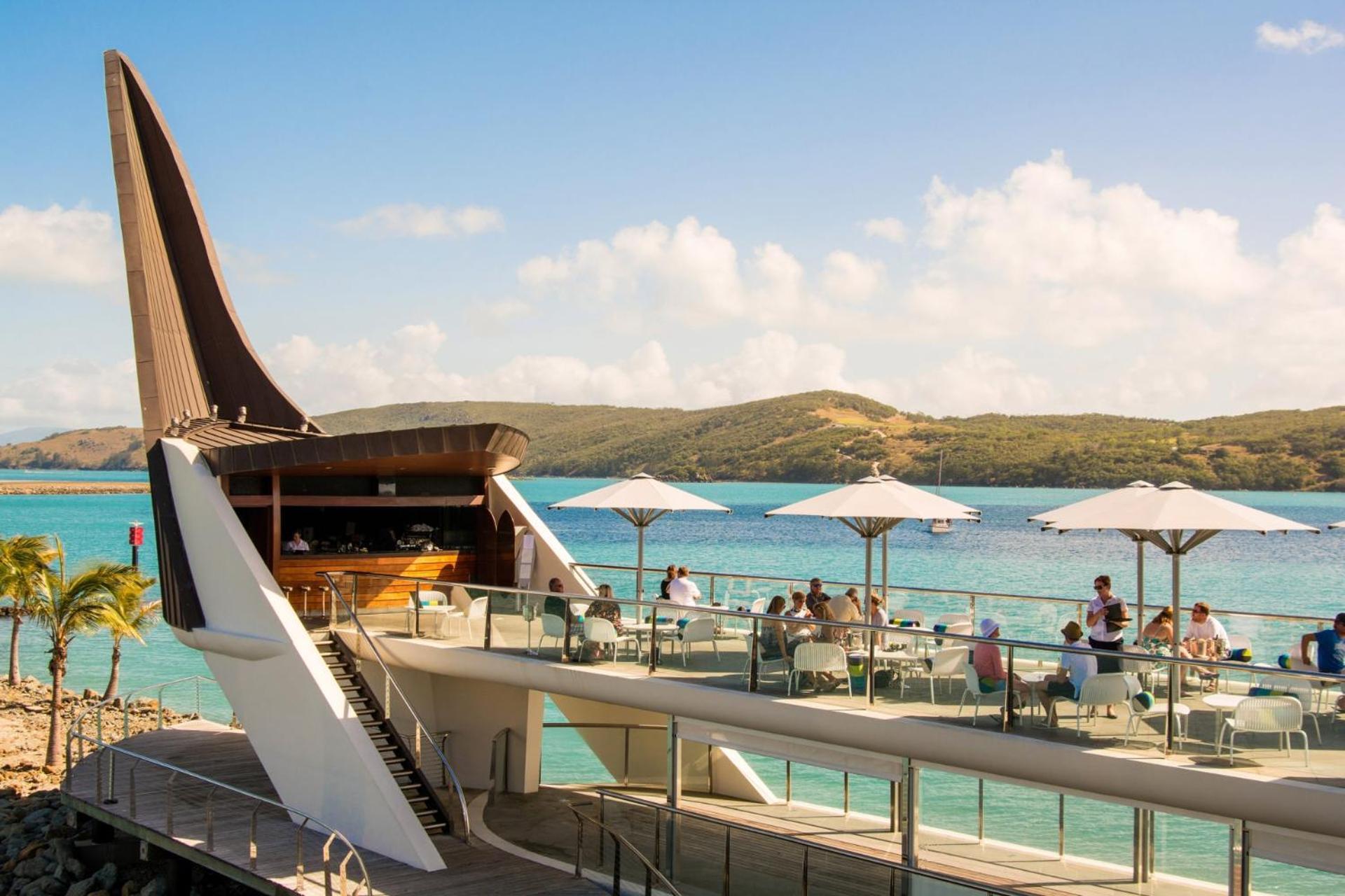 Yacht Club 33 Serenity House Ocean Views 2 Buggies Hamilton Island Exterior photo